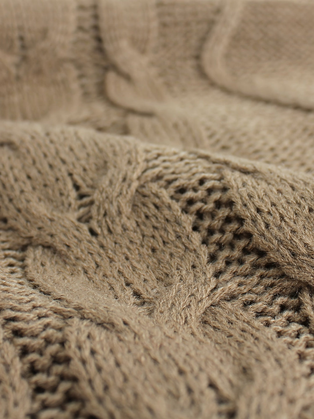 Lillian | Cable-Knit V-Neck Sweater Vest