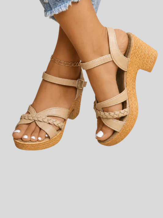 Women's Strappy Cushioned Open Toe Sandals