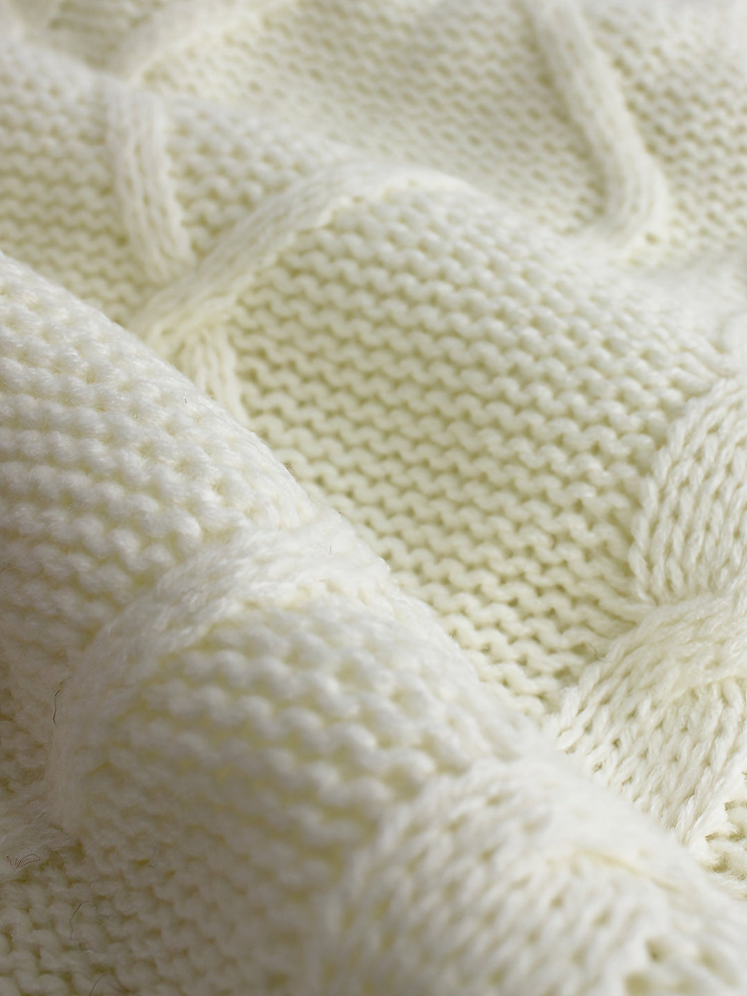 Lillian | Cable-Knit V-Neck Sweater Vest