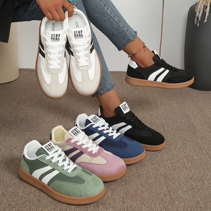 Ophelia | Classic Lace-Up Sneakers