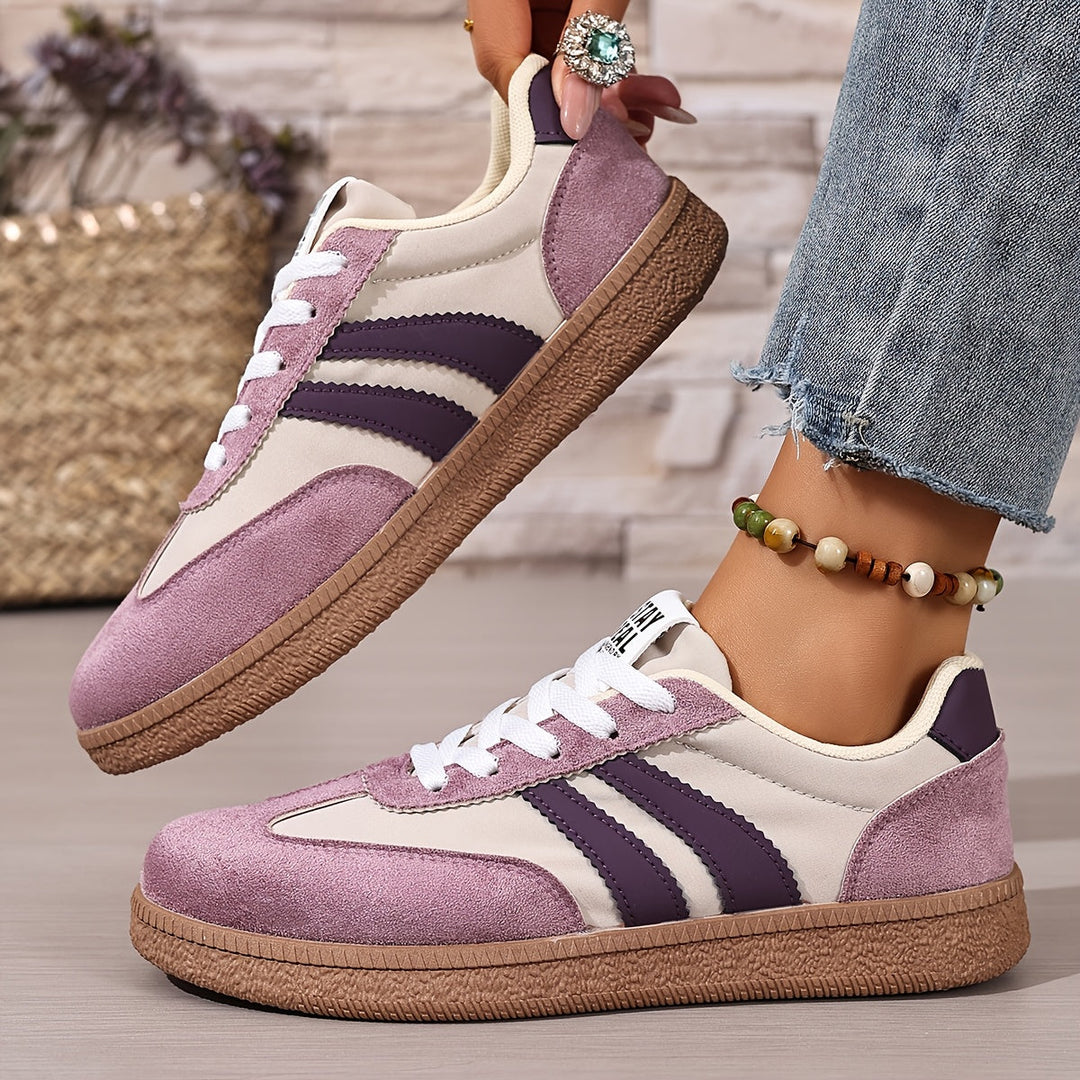 Ophelia | Classic Lace-Up Sneakers