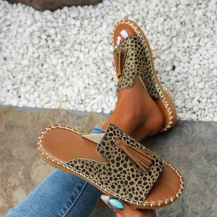 Women's Contoured Footbed Adjustable Strap Sandals