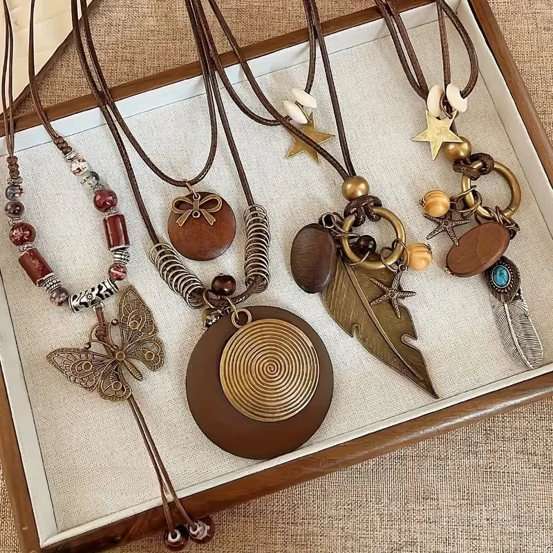4pcs Boho Pendant Necklace Set