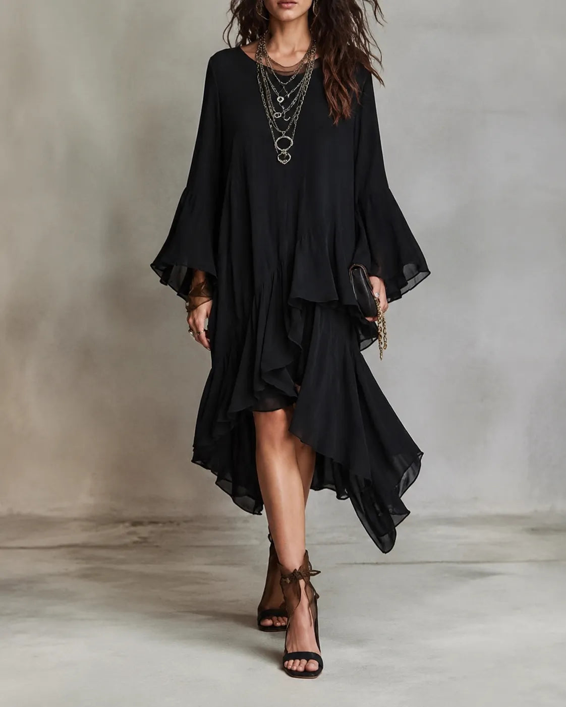 Valeria in Black