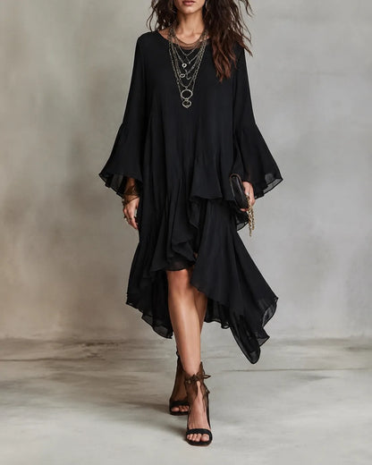 Valeria in Black