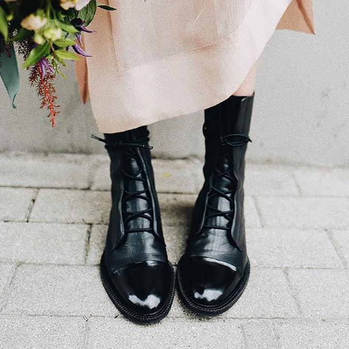 Lynda | Elegant Lace-Up Ankle Boots
