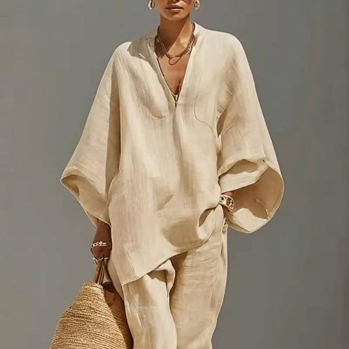 Mable | Relaxed V-Neck Top and Wide-Leg Pants Co-Ord Set
