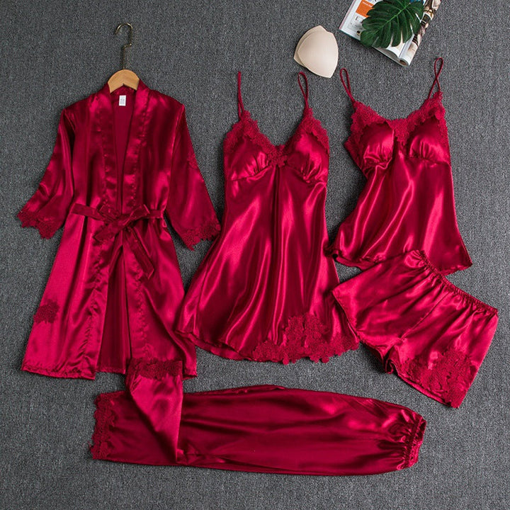Holly | Elegant Lace-Trimmed Pajama Set