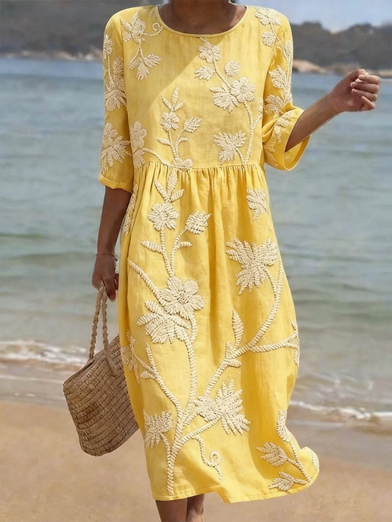Women's Floral Buttoned Flared Sleeve Day Dress