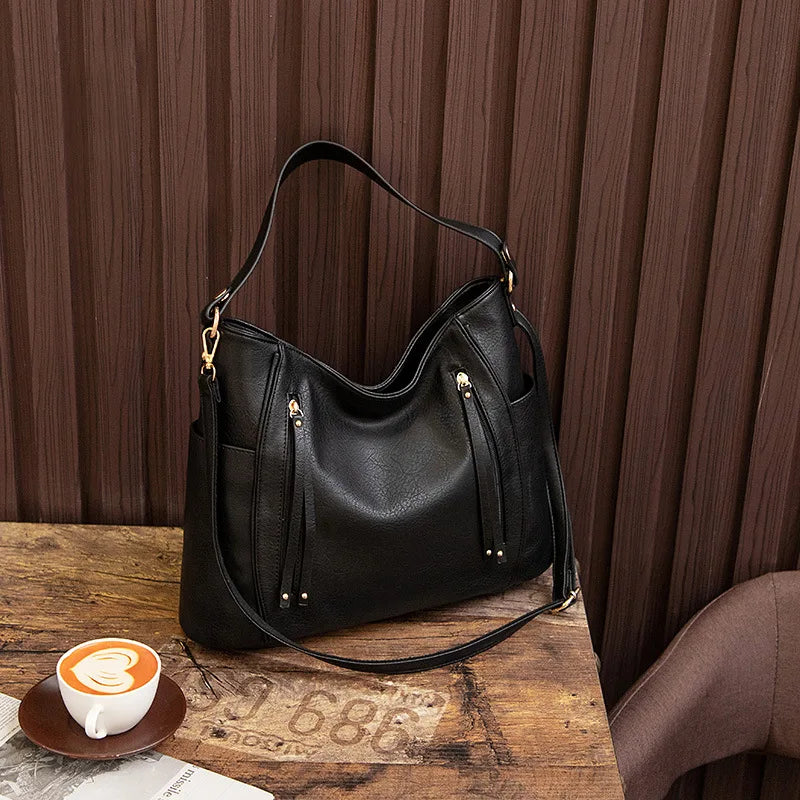 Women's Tassel Zip Shoulder Bag