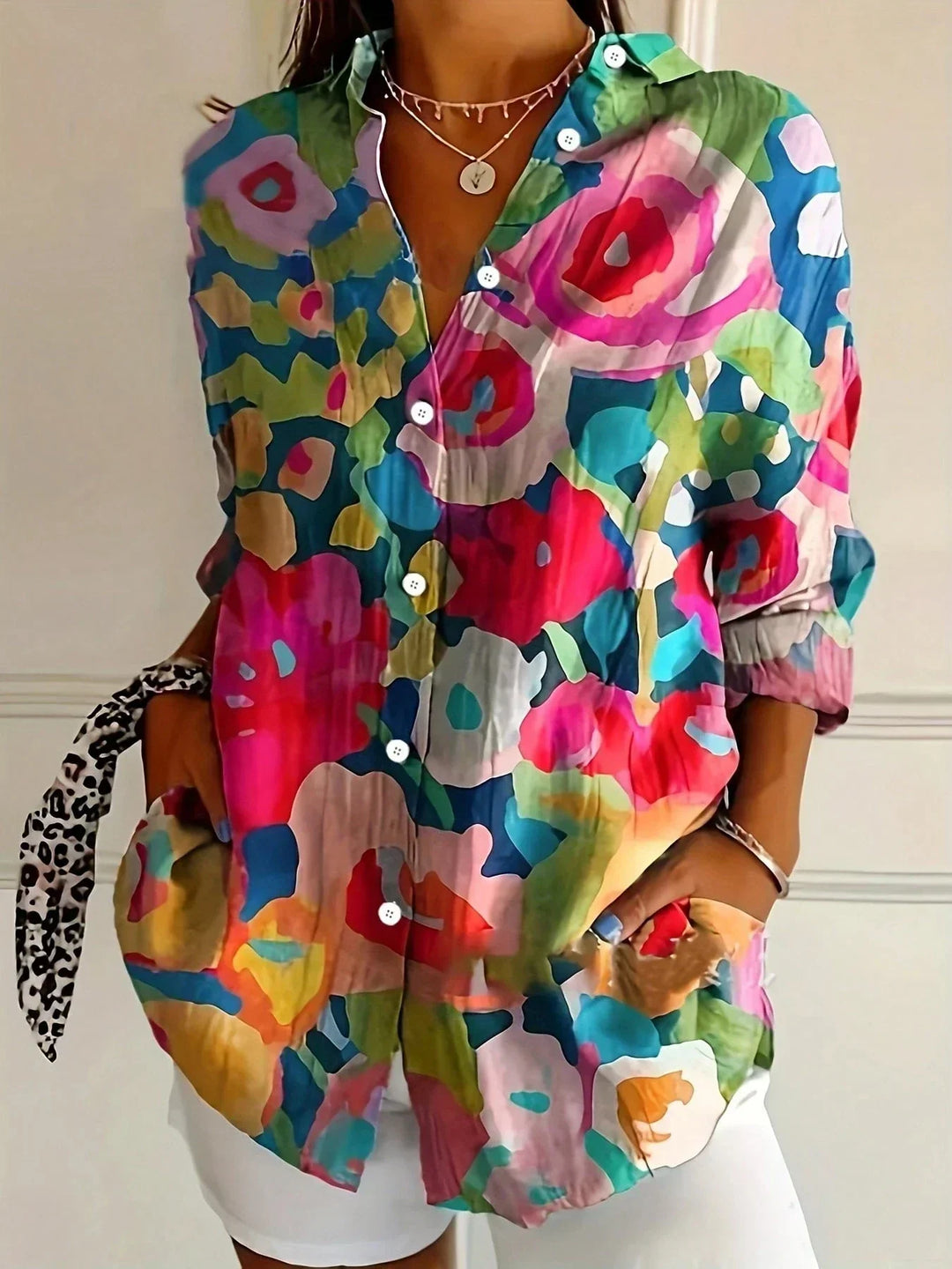 Hanna | Colorful Blouse with Playful Print