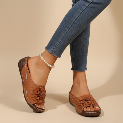 Women's Floral Applique Cutout Comfort Sandals